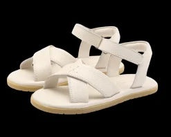 Qotis Sandals | Off White Leather
